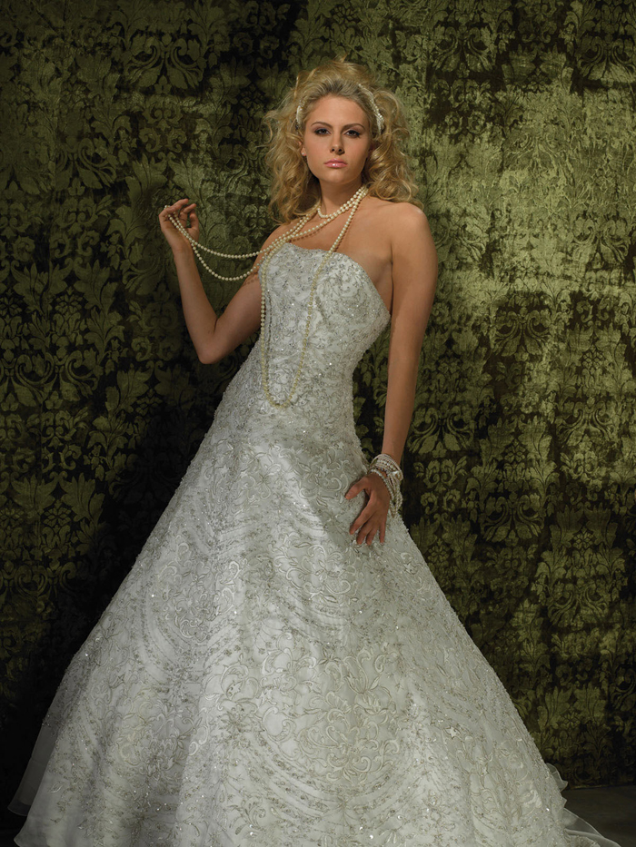Orifashion HandmadeLuxury Wedding Dress with Swarovski Beads AL1